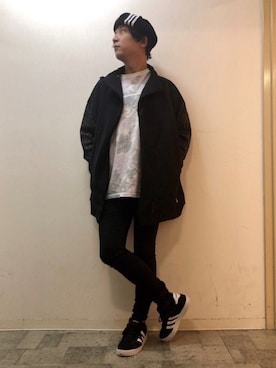 「やっぱりストリートが好き」｜「アイテム（ハンチング/ベレー帽）」を使った、チャムさん（メンズ・168cm）の秋コーディネート