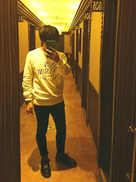 「メゾン キツネ(MAISON KITSUNE)」｜「アイテム（ブーツ）」を使った、すかいさん（メンズ・166cm）の秋コーディネート
