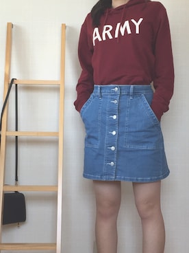 「デニムスカートINスタイル」｜UsaRenaさん（レディース・158cm）の春コーディネート