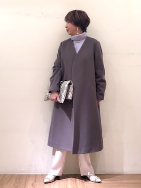 「サテンパンツ」｜「アイテム（ノーカラーコート）」を使った、Michiko Suzukiさん（レディース・155cm）の冬コーディネート