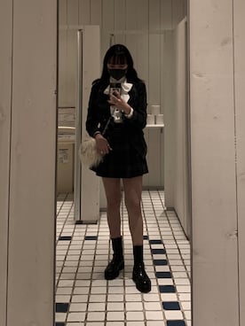 「DRIES VAN NOTEN（ドリスヴァンノッテン）のアイテム（ブーツ）」を使った、𝚛𝚎𝚘𝚗𝚊さん（レディース・159cm）の秋コーディネート