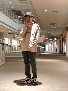 「AVIREX（アヴィレックス）のアイテム（マウンテンパーカー）」を使った、mr.sakuraiさん（メンズ・169cm）の夏コーディネート