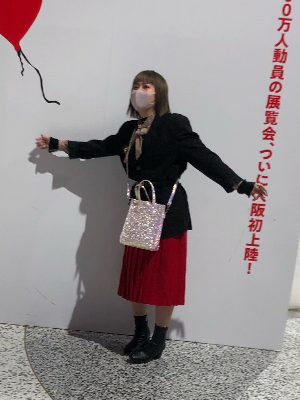 「今日のコーデ、ootd、低身長、レイヤード、いいね、save、フォローお願いします🤑、古着、古着MIX、ショルダーバッグ、ジャケットスタイル、古着好きな人と繋がりたい」｜「Casseliniの【直営店限定】Casselini（キャセリーニ）シャイントートmini（トートバッグ、その他）」を使った、ユさん（レディース・155cm）の冬コーディネートの1枚目の写真