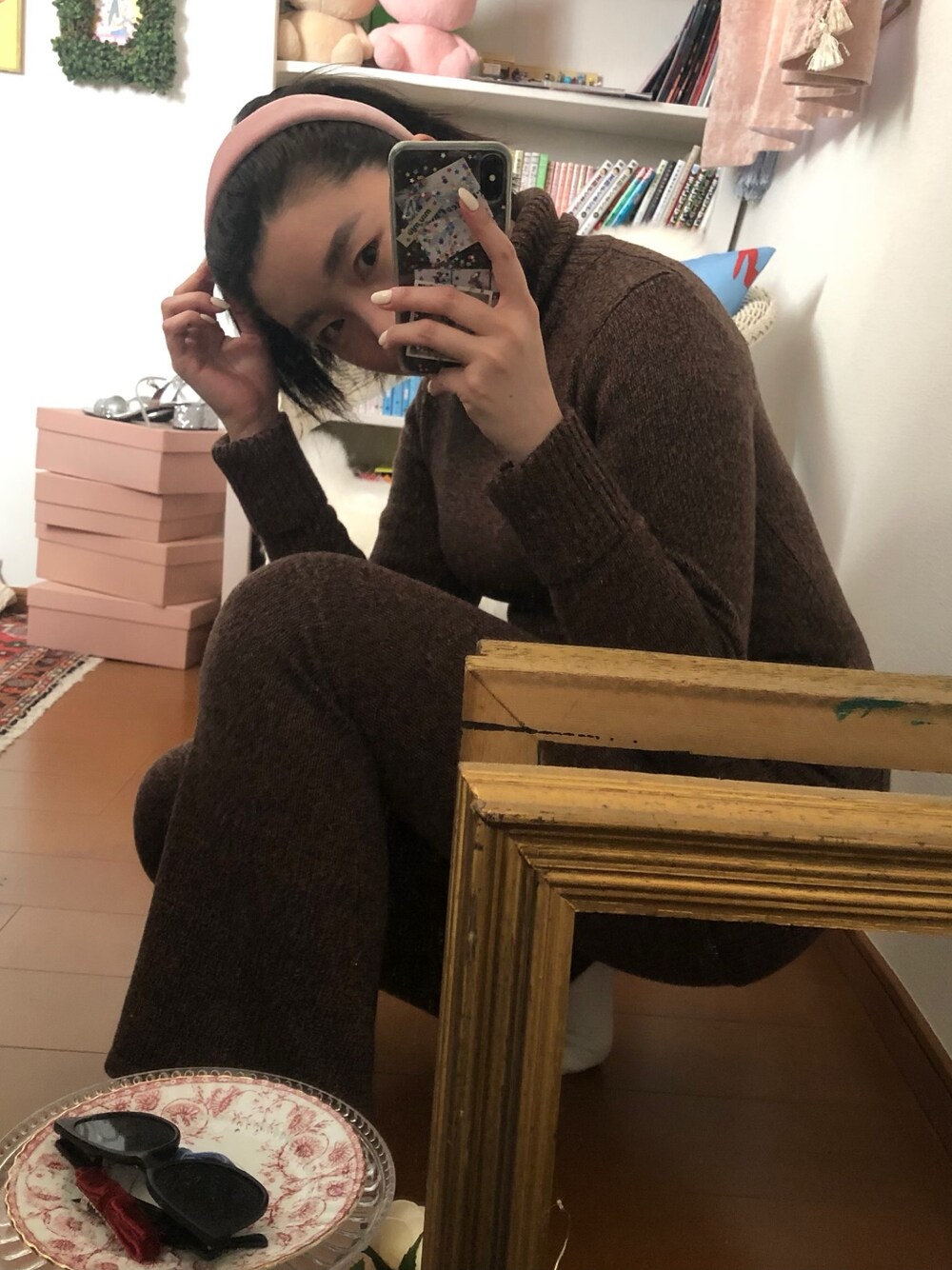 「年末WEAR感謝祭、休日スタイル、冬のコーデ、おしゃれさんと繋がりたい、シンプルコーデ、ニット、ワントーンコーデ、セットアップ、タートルネックニット、ニットパンツ」｜「Charles ChatonのMelange long turtle knit（ニット/セーター、ブラウン系）」を使った、maimieさん（レディース・159cm）の冬コーディネートの1枚目の写真