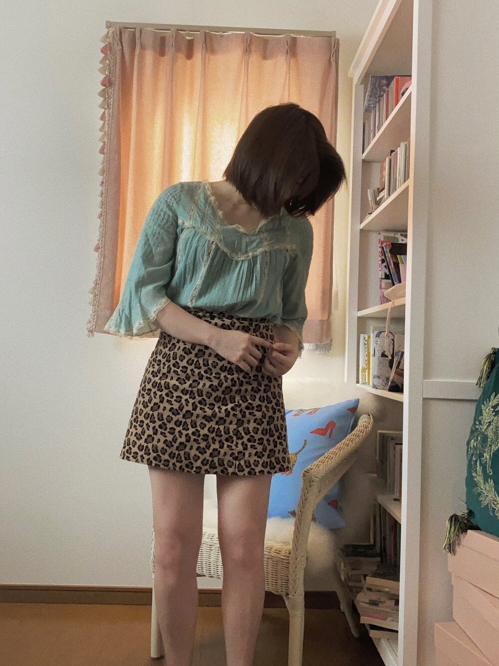 「春夏コーデ、楽チンコーデ、おしゃれさんと繋がりたい、プチプラコーデ、カジュアル、ひょう柄、ブラウス、大人ガーリー、大人カジュアル、春コーデ」｜「GUのアイテム（スカート、ブラウン系）」を使った、maimieさん（レディース・159cm）の春コーディネートの1枚目の写真
