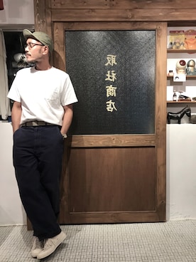 「DANTON（ダントン）のアイテム（チノパンツ）」を使った、Brianさん（メンズ・178cm）の春コーディネート