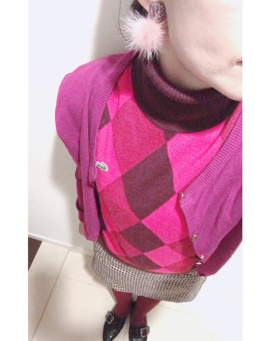 「LACOSTE、ニット、古着、古着コーデ、同系色コーデ、低身長、アラフィフ」｜「LACOSTEのアイテム（ニット/セーター、ピンク系）」を使った、エッリーさん（レディース・151cm）の秋コーディネートの1枚目の写真
