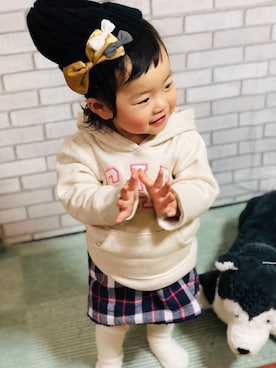 「白タイツ」｜「アイテム（その他）」を使った、yuzuaoさん（キッズ・70cm）の冬コーディネート