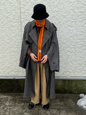 「VICTIM（ヴィクティム）のVICTIM ヴィクティム / SEAMLESS BIG COAT / VTM-22-C-001」を使った、熊谷一平さんのコーディネート