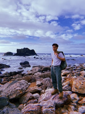 「Abercrombie&Fitch（アバークロンビーアンドフィッチ）のアイテム（Tシャツ/カットソー）」を使った、Hayato Kuroda さん（メンズ・165cm）の夏コーディネート