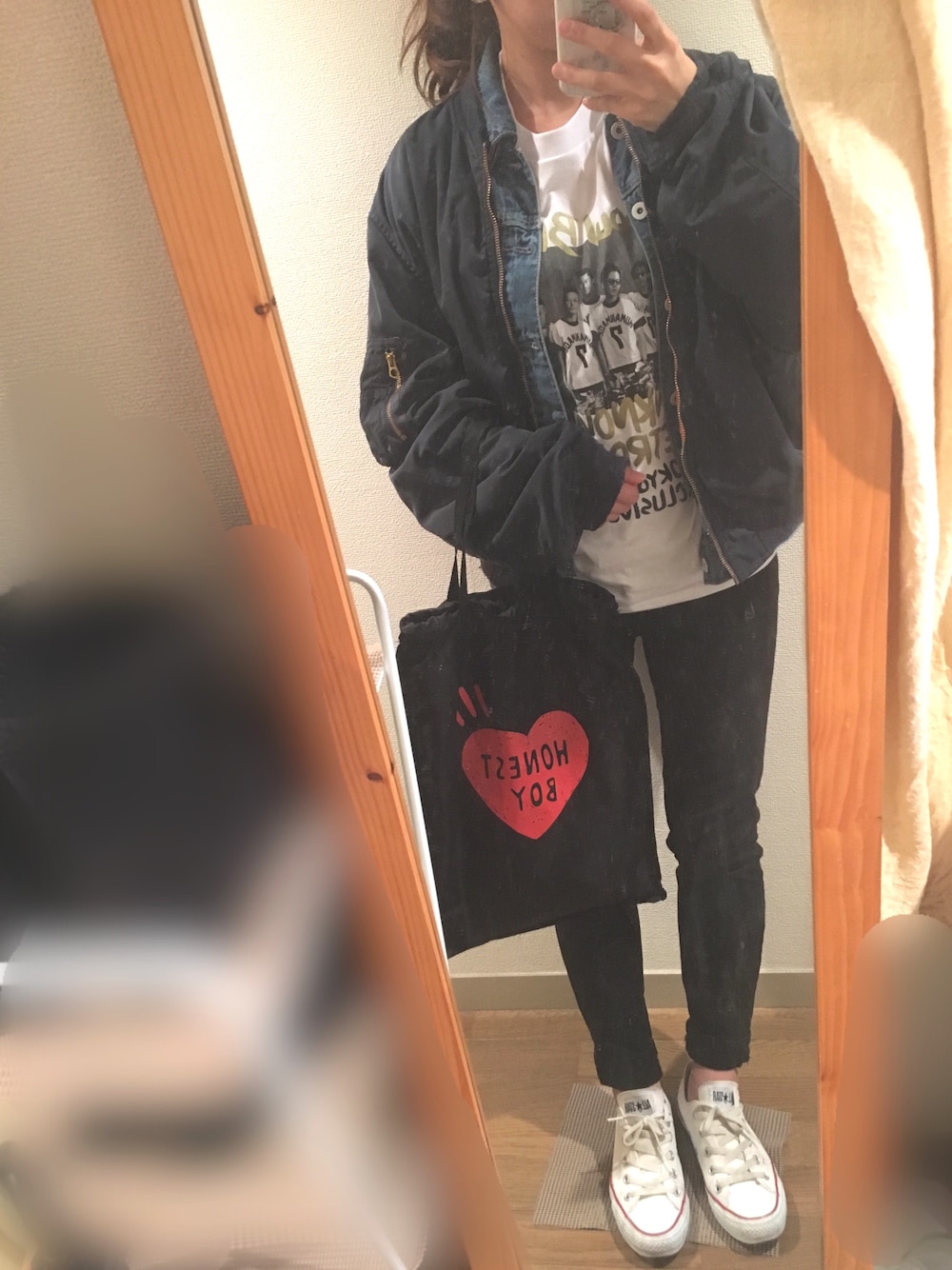 「三代目JSB、参戦服、ラクチンコーデ、スニーカーコーデ、オーバーサイズ、MA-1、moussy、シンプルコーデ、おしゃれさんと繋がりたい、LDH」｜「MOUSSYのアイテム（MA-1、その他）」を使った、もももさん（レディース・155cm）の秋コーディネートの1枚目の写真