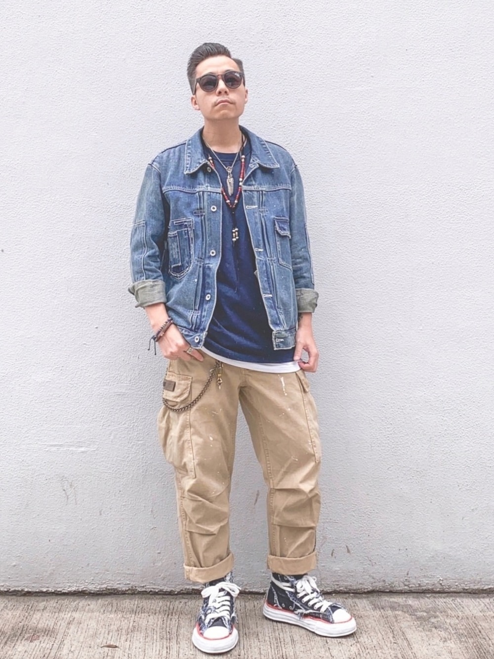 「ootd、工裝褲、Roosterking&co、denim jacket、CARGO PANT、horizon blue、indian jewelry、丹寧、MIHARAYASUHIRO、自拍豪」｜「The Indian Faceのアイテム（メガネ、ブラック系）」を使った、自拍豪 Calixさん（メンズ・172cm）の春コーディネートの1枚目の写真