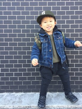 「アイテム（デニムジャケット、ブルー系）」を使った、JIN.Mさん（キッズ・90cm）の冬コーディネート