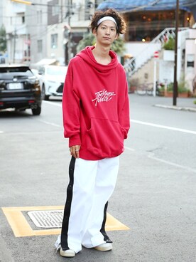 「MYne（マイン）のアイテム（パーカー）」を使った、KIKAKUさん（メンズ・175cm）の秋コーディネート