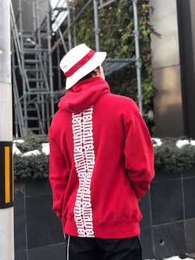 「MYne（マイン）のアイテム（パーカー）」を使った、KIKAKUさん（メンズ・175cm）の冬コーディネート