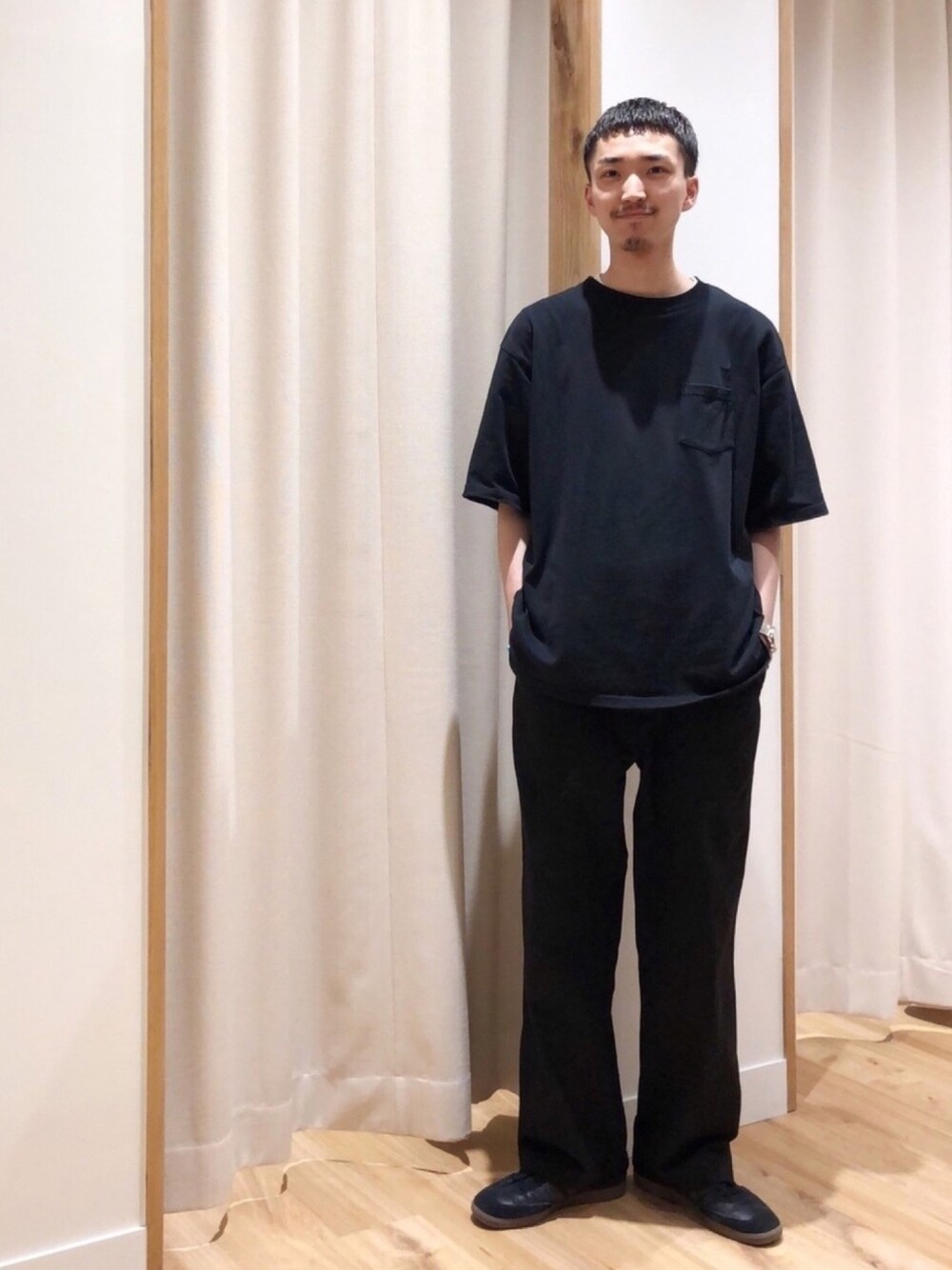 Kouta Shimizuさんの「USAコットンビッグシルエットクルーネックTシャツ(一部WEB限定カラー)（coen）」を使ったコーディネート