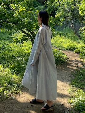 「ボッテガヴェネタ」｜「アイテム（シャツワンピース）」を使った、SARAさん（レディース・165cm）の春コーディネート