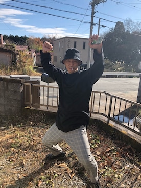 「Yohji Yamamoto（ヨウジヤマモト）のアイテム（スウェット）」を使った、渋川剛気さん（メンズ・176cm）の冬コーディネート