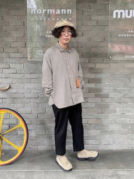 「plain-me（プレインミー）のアイテム（シューズ）」を使った、Jayさん（メンズ・166cm）の秋コーディネート