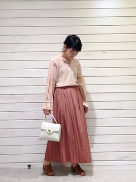 「NOMBRE IMPAIR（ノンブルアンペール）のアイテム（サンダル）」を使った、seki.さん（レディース・160cm）の春コーディネート