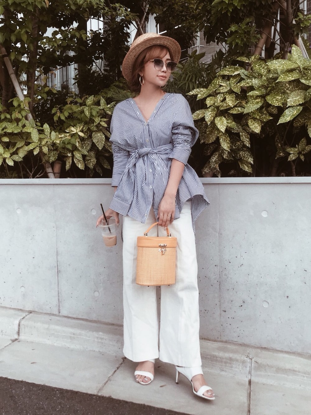 「大人カジュアル、eimy、eimy istoire、eimy_ootd、エイミーイストワール、fadthree、Jimmy Choo、H&M、MichaelKors、ootd」｜「JIMMY CHOOのアイテム（サングラス、ブルー系）」を使った、Manami_officialさん（レディース・155cm）の春コーディネートの1枚目の写真