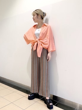 「ジーナシス」｜「アイテム（タンクトップ）」を使った、RIKOさん（レディース・163cm）の春コーディネート