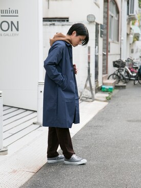 「ITEMS URBANRESEARCH（アイテムズ アーバンリサーチ）のアイテム（ステンカラーコート）」を使った、uedaさん（メンズ・170cm）の秋コーディネート