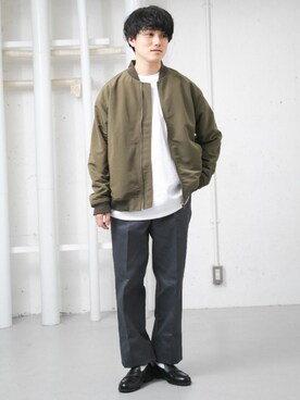 「URBANRESEARCH」｜「アイテム（その他アウター）」を使った、uedaさん（メンズ・170cm）の冬コーディネート