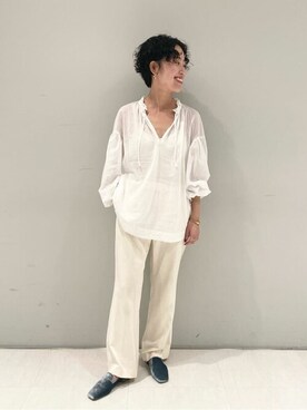 「アイテム（バレエシューズ、グリーン系）」を使った、yoshiさん（レディース・160cm）の秋コーディネート