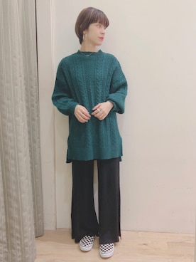 「ケーブルニット」｜「アイテム（チュニック）」を使った、YURINAさん（レディース・161cm）の秋コーディネート