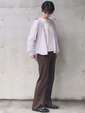 「earth music&ecology（アースミュージックアンドエコロジー）のORiental TRaffic Vカットパンプス（パンプス）」を使った、YURINAさん（レディース・161cm）の冬コーディネート