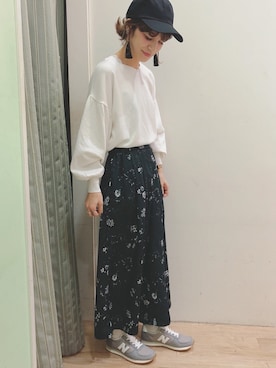 「スカーチョ」｜「アイテム（キャップ）」を使った、YURINAさん（レディース・161cm）の冬コーディネート