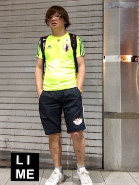 「サッカー」｜「アイテム（アナログ腕時計）」を使った、LiME(松尾 頼武)作曲家さん（メンズ・163cm）の夏コーディネート