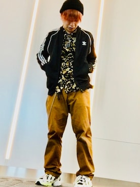 「SPINNS（スピンズ）のアイテム（ウォレットチェーン）」を使った、LiME(松尾 頼武)作曲家さん（メンズ・163cm）の冬コーディネート