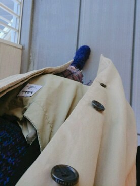 「BEAMS（ビームス）のアイテム（トレンチコート）」を使った、ざっこくさん（レディース・153cm）の冬コーディネート