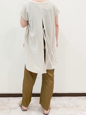 「Aunt Marie's（アントマリーズ）のAUNT MARIE'S ハーフスリーブバックスリットシャツ（シャツ/ブラウス）」を使った、keiei*さん（レディース・158cm）の夏コーディネート