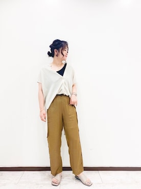 「Aunt Marie's（アントマリーズ）のAUNT MARIE'S ハーフスリーブバックスリットシャツ（シャツ/ブラウス）」を使った、keiei*さん（レディース・158cm）の夏コーディネート
