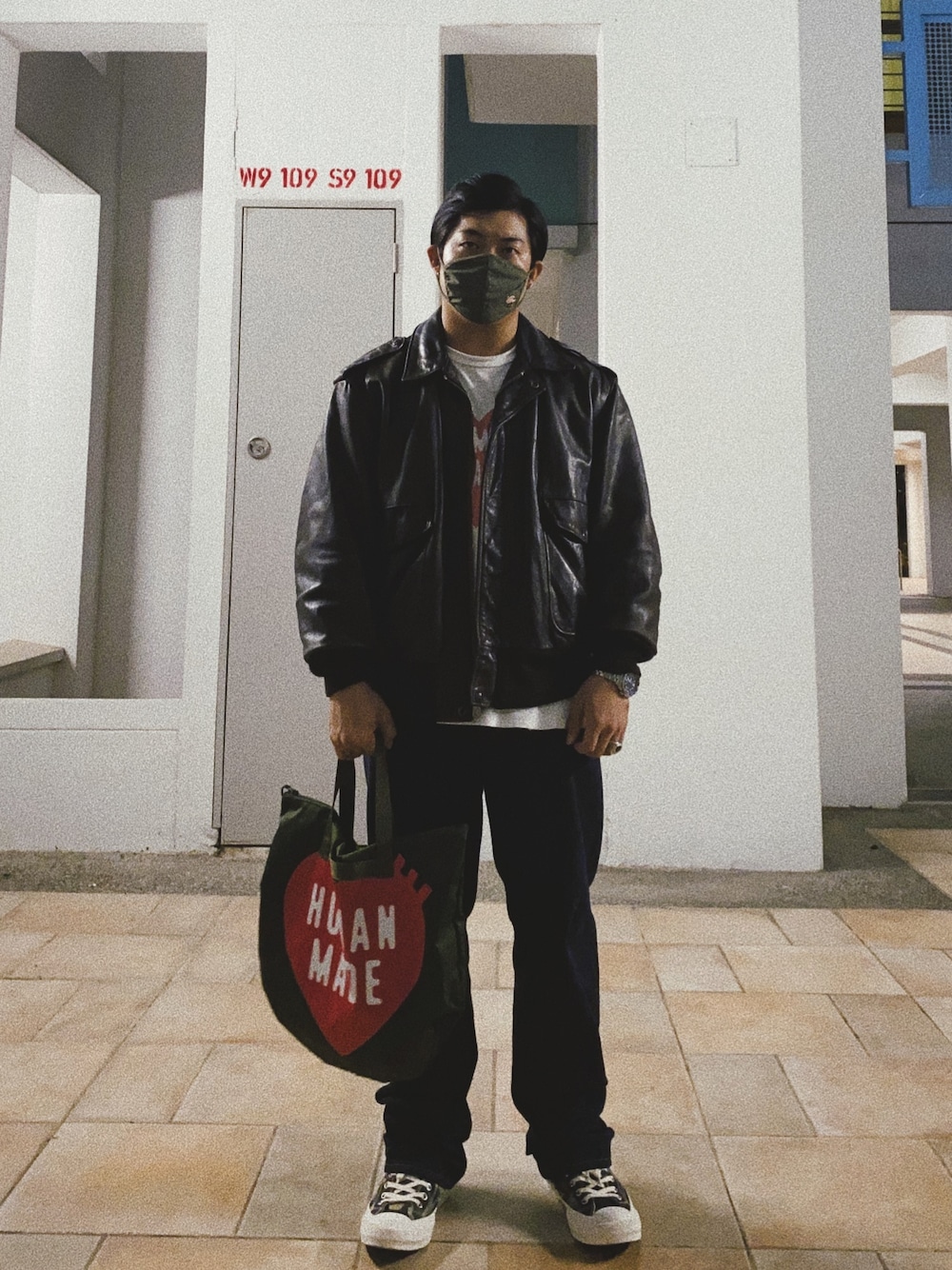 「ootd、HUMAN MADE、SCHOTT、leather、levis 501、LEVIS VINTAGE CLOTHING、CONVERSE ADDICT、NIGO®、riders、a2 flight jacket」｜「HUMAN MADEのアイテム（Tシャツ/カットソー、レッド系）」を使った、thinkchinkさん（メンズ・169cm）の春コーディネートの1枚目の写真