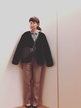 「Doシンプル部」｜「アイテム（チノパンツ）」を使った、mikamoさん（レディース・158cm）の冬コーディネート