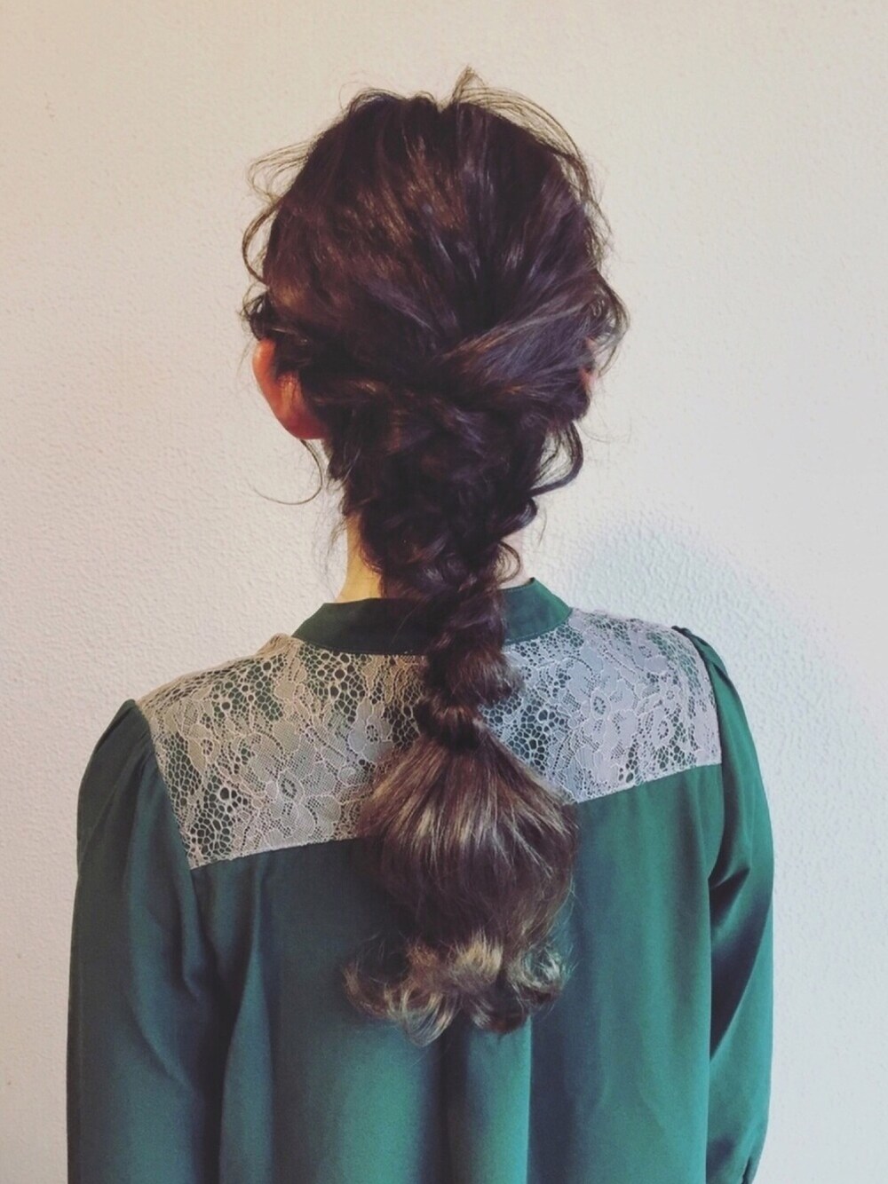 「キレイめ、レース、ヘアアレンジ、編みおろし、美容院、美容院帰り」｜「AULIのAULI タックブラウス（シャツ/ブラウス、グリーン系）」を使った、mikamoさん（レディース・158cm）の秋コーディネートの1枚目の写真