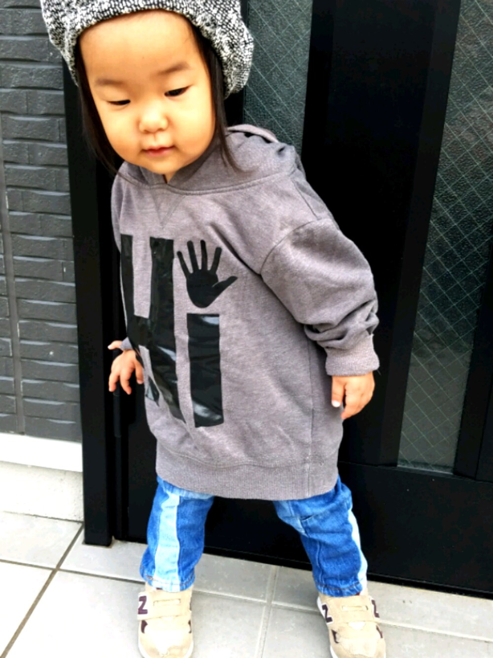 「ボーイズライク、ZARA KIDS、H&Mキッズ、娘コーデ、むすめ服、セールで買いました、プチプラ、帽子、1歳」｜「GLOBAL WORKのアイテム（ハンチング/ベレー帽、ブラック系）」を使った、Tamoさん（レディース・160cm）の秋コーディネートの1枚目の写真