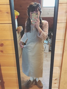 「サロペットスカート」｜「アイテム（その他シューズ）」を使った、るんさん（レディース・153cm）の春コーディネート