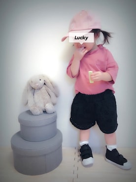 「1歳6ヶ月」｜「アイテム（キャップ）」を使った、実果さん（キッズ・80cm）の夏コーディネート