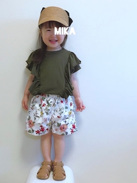 「リボンキャップ」｜「アイテム（シューズ）」を使った、実果さん（キッズ・90cm）の夏コーディネート