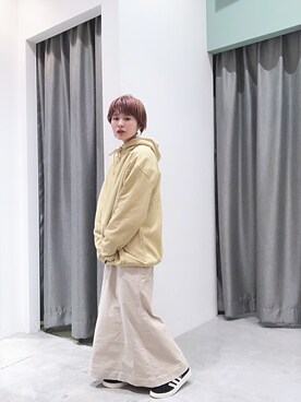 「SEVENDAYS=SUNDAY（セブンデイズサンデイ）のアイテム（パーカー）」を使った、うっちーさん（レディース・152cm）の冬コーディネート