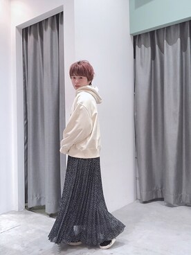 「SEVENDAYS=SUNDAY（セブンデイズサンデイ）のアイテム（パーカー）」を使った、うっちーさん（レディース・152cm）の冬コーディネート