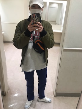 「THE NORTH FACE（ザノースフェイス）のアイテム（MA-1）」を使った、Kumiさん（レディース・168cm）の春コーディネート