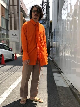 「BED J.W. FORD（ベッドフォード）のアイテム（シャツ/ブラウス、オレンジ系）」を使った、Daisuke Sakamotoさん（メンズ・176cm）の夏コーディネート