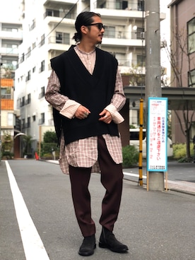 「UNUSED（アンユーズド）のアイテム（ニット/セーター、ブラック系）」を使った、Daisuke Sakamotoさん（メンズ・176cm）の秋コーディネート