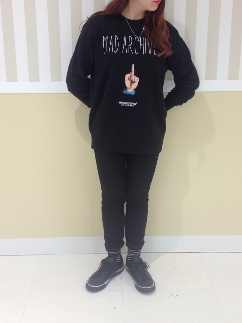 「ドラフトナイキ、COMME des GARCONS、UNDER COVER、MADSTORE、ナイキ」｜「UNDERCOVERのアイテム（パーカー、ブラック系）」を使った、SARIさん（レディース・160cm）の秋コーディネートの1枚目の写真